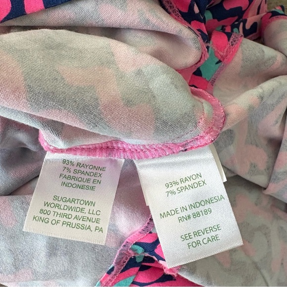 Lilly Pulitzer Vibrant Pink and Blue Cover-Up
Dress - Picture 6 of 7